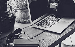 博鱼体育-唐斯：那个唐斯已经死于4月13日 灵魂随母亲而去了